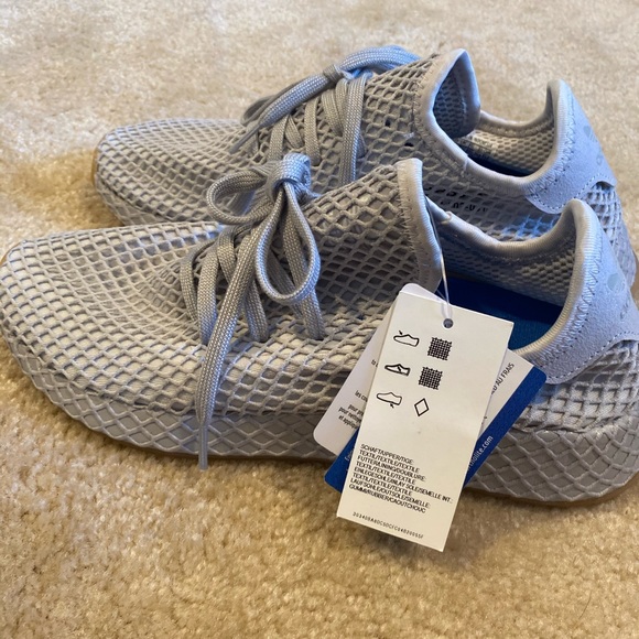 adidas Shoes - Adidas deerupt runner shoes size 8